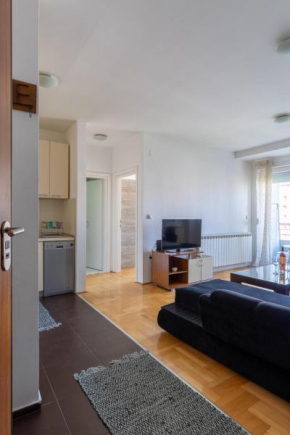 Iv Apartment